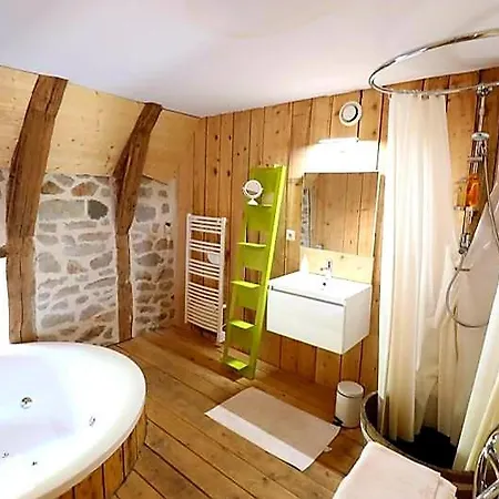 Prázdninový dům La Grange Aux Frenes -gite 6 Personnes- Tranquillite, Nature Et Confort Le Vaulmier