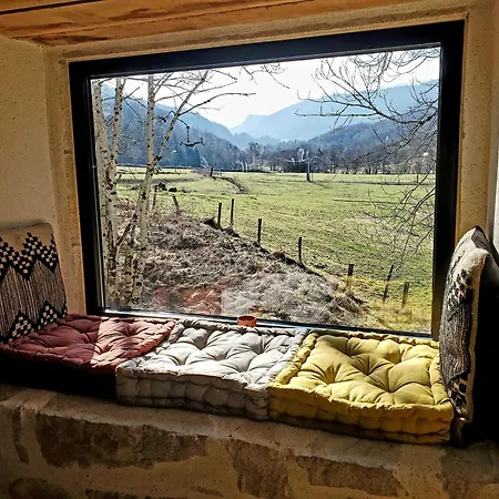 La Grange Aux Frenes -gite 6 Personnes- Tranquillite, Nature Et Confort *