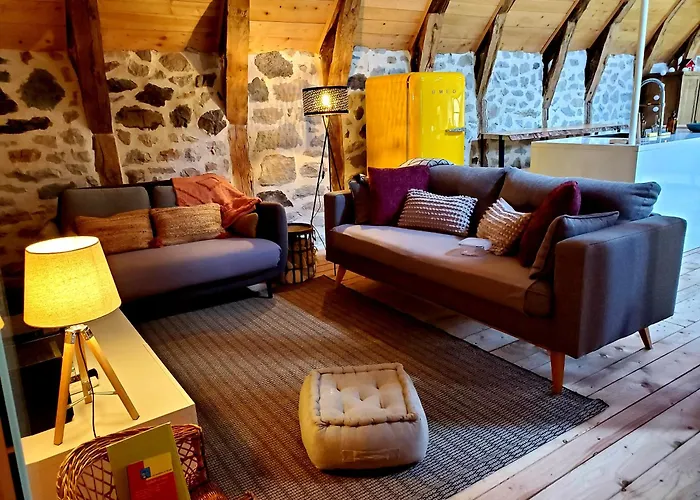 La Grange Aux Frenes -gite 6 Personnes- Tranquillite, Nature Et Confort Holiday home Le Vaulmier