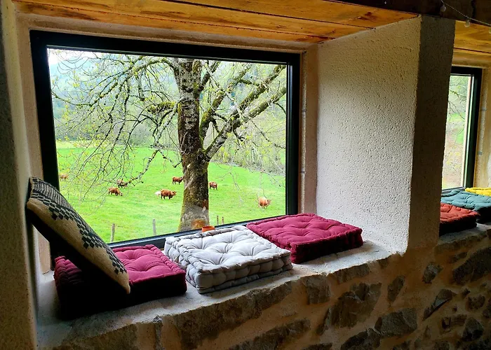 La Grange Aux Frenes -gite 6 Personnes- Tranquillite, Nature Et Confort *