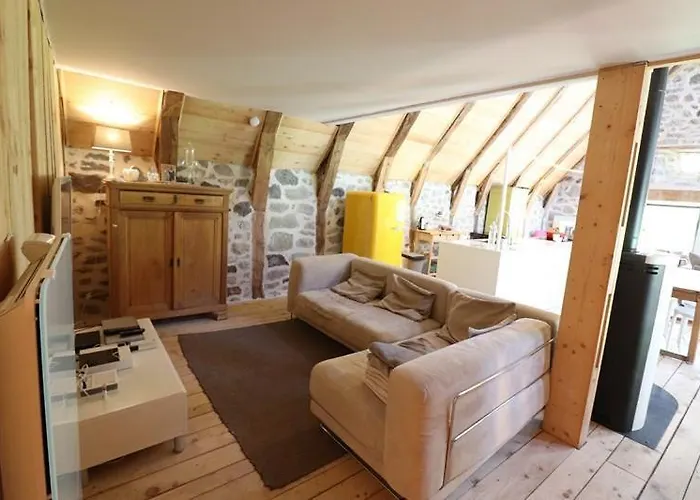 La Grange Aux Frenes -gite 6 Personnes- Tranquillite, Nature Et Confort *